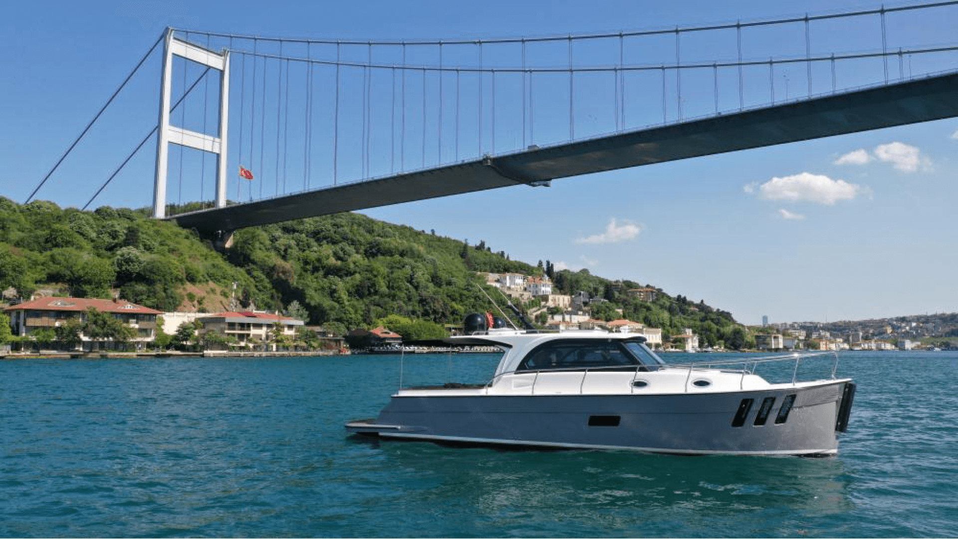 İstanbul Boğaz Turu Lobster Motoryat Kiralama 10 Kişilik 12 Metre 